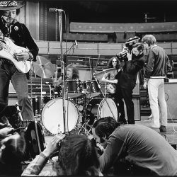Dom_Tarle_Jimmy_Hendrix_1969