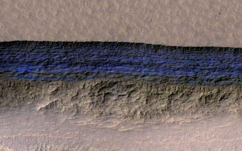 c7257c58cf_118477_mars-coupe-transversale-glaciers-mro-01