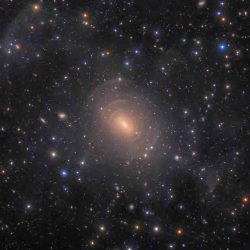 shells-of-elliptical-galaxy-ngc-3923-in-hydra-c-rolf-wahl-olsen
