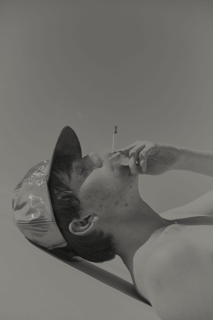 StandingOnTheBeach,StaringAtTheSea_Chau Cuong Lê _Pour Planche(s) Contact 2019 (3)