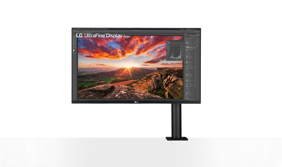 LG-UltraFine-32UN880-001