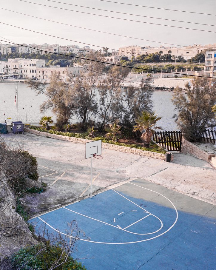 pawel-jaskiewicz-the-simplified-topography-of-malta-photography-itsnicethat-4