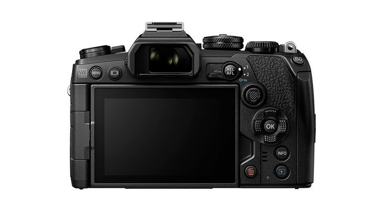 OM-D-E-M1-MARK-III-4