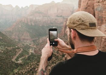 moment-pro-camera-01-2000px