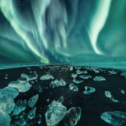 astronomy-9-687x916@2x