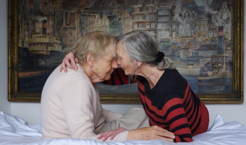 ©-Mirja-Maria-Thiel-Portrait-of-Humanity-2021-Single-Image-Winner-800x533