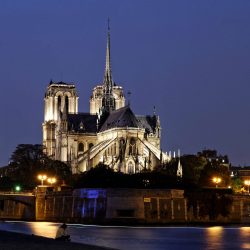 Notre Dame Heure bleue