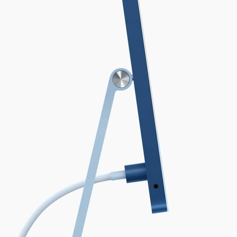 apple_new-imac-spring21_ps-blue-cord-connection_04202021