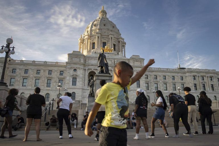 sub-buzz-7576-1621953050-4