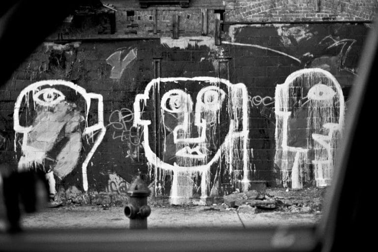 9_Joseph Rodriguez_TAXI Series_East Village_NY 1984_copyright Joseph Rodriguez_courtesy Galerie Bene Taschen