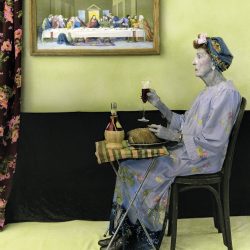 C04300018519-alinesmithson_arrangement10