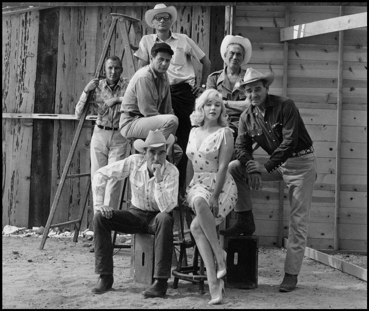 5_John Huston, Marilyn Monroe, Clark Gable, Montgomery Clift, Eli Wallach, Arthur Miller, USA 1960, copyright Elliott Erwitt_Magnum Photos