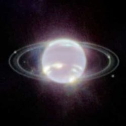 James-Webb-Telescope-Captures-Super-Clear-Photo-of-Neptunes-Rings-800x420
