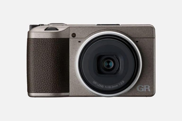 ricoh-gr-iii-diary-edition1_693x