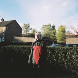 15MackayKirsty_Liz-lost-her-partner-to-suicide-pictured-here-wearing-his-jacketI-kissed-him-goodbye-We-were-on-good-terms-Grande