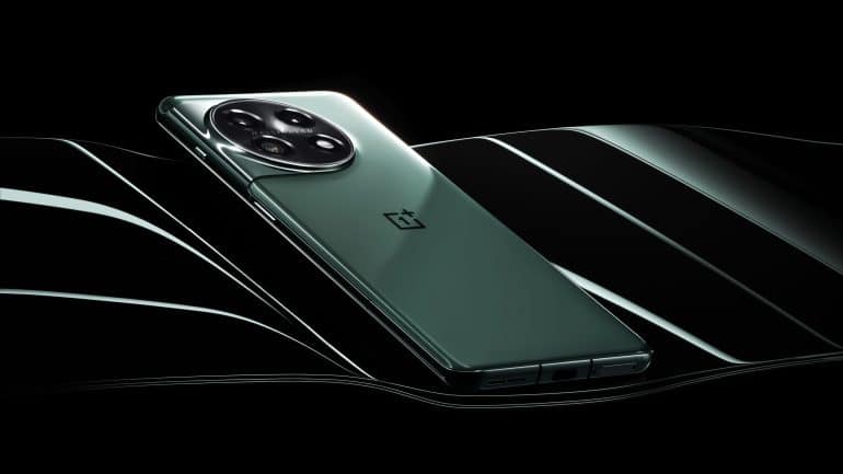 Copie de Copy of OnePlus 11 - product - green with black background