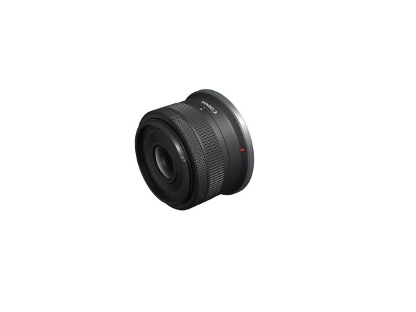 RF-S 10-18mm F4,5-6,3 IS STM_Front_Slant