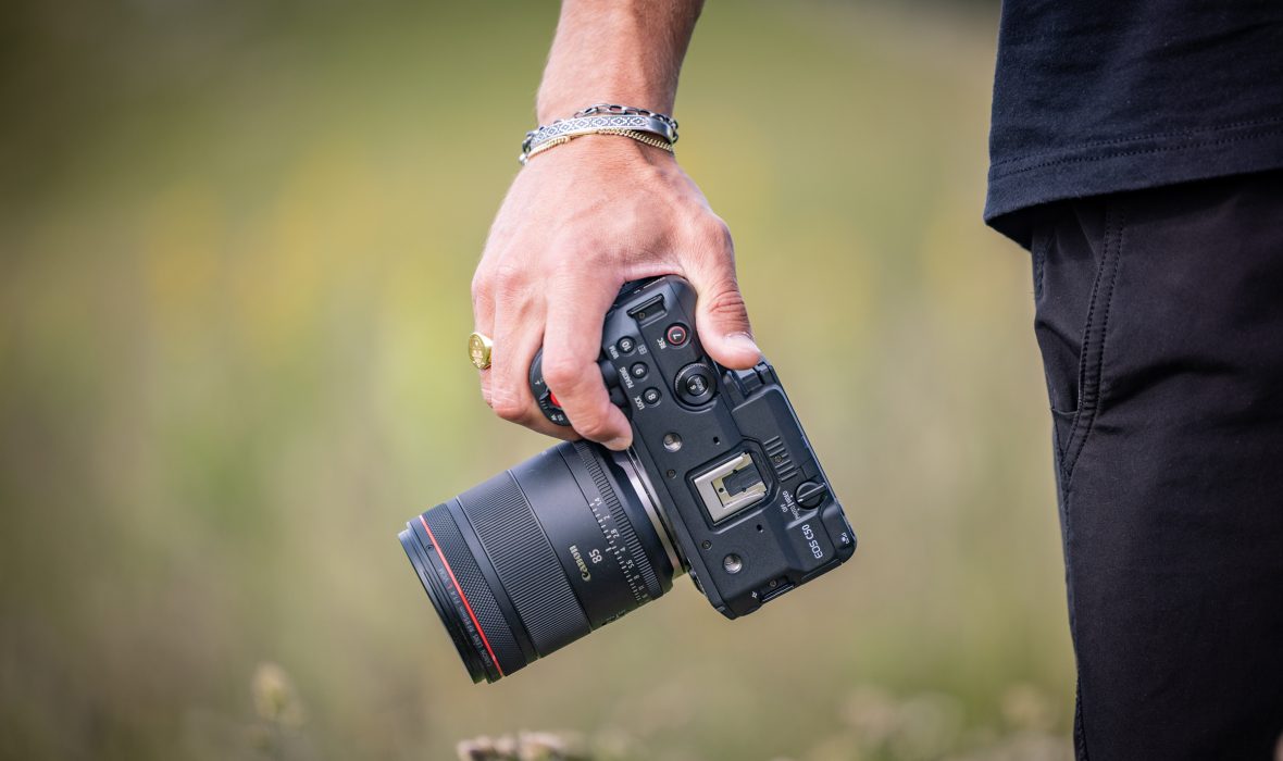 4549292254600-EOS C50_Lifestyle-4194