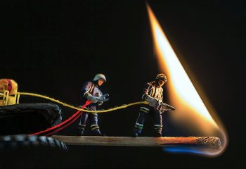 Au feu, les pompiers..