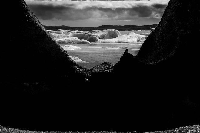 iceberg black and white