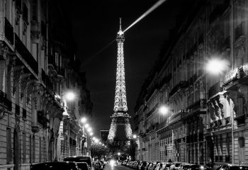 Le Phare de Paris