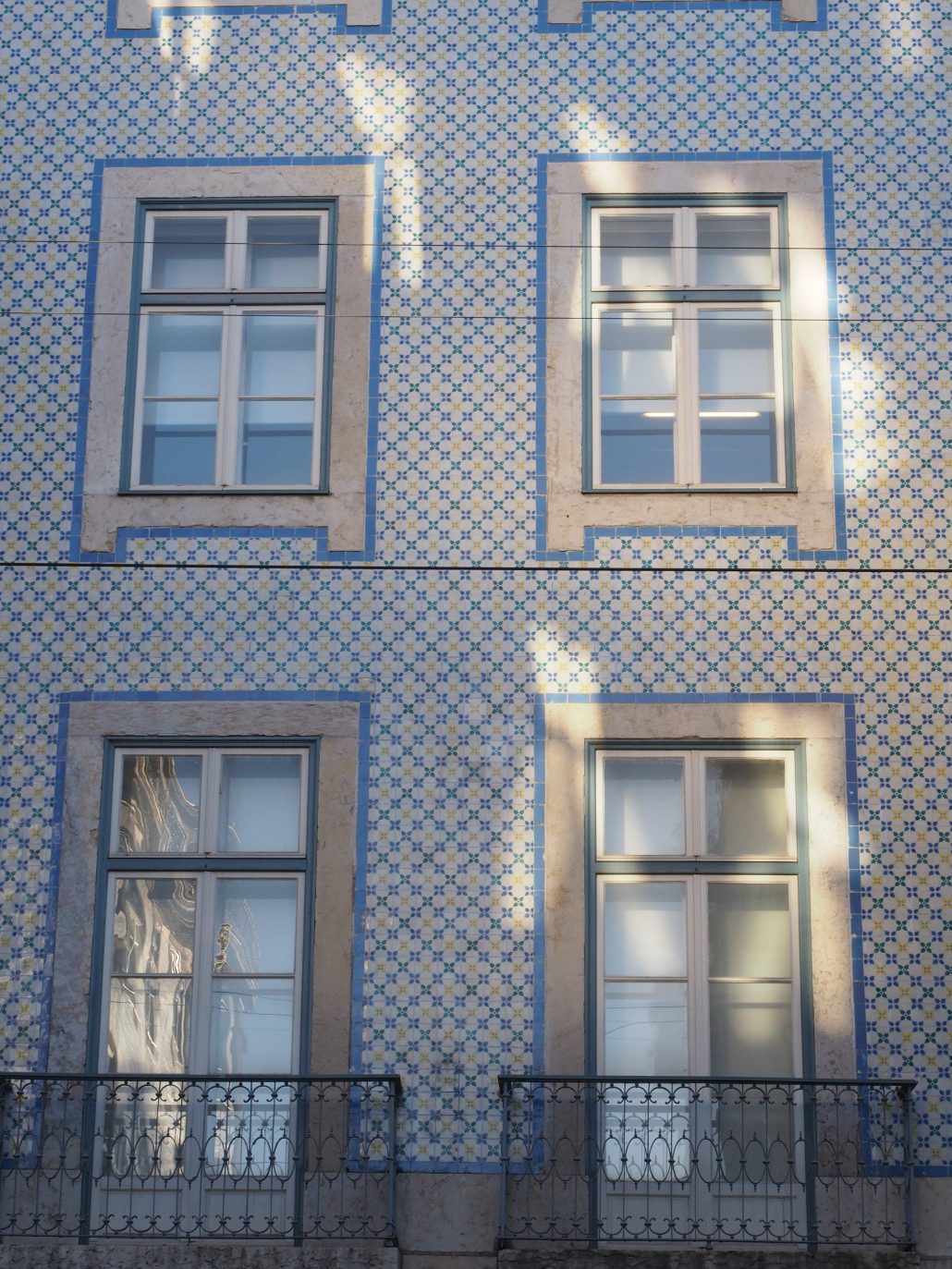 Fenêtres  sur Lisbonne