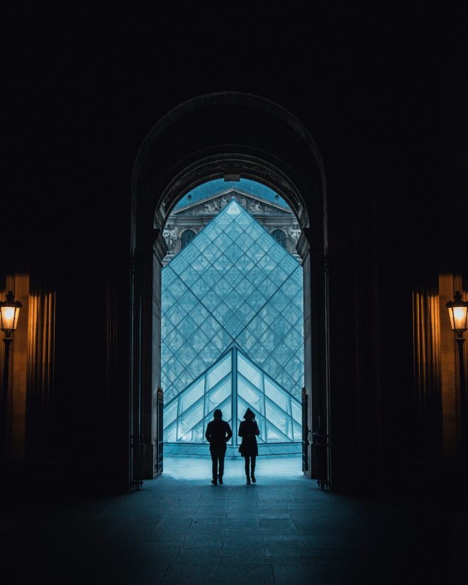 Un couple à Paris