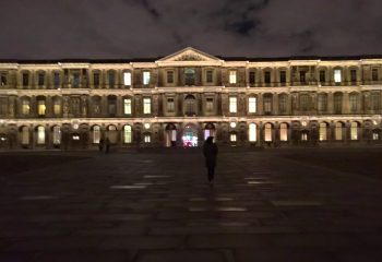 Silhouette au Louvre