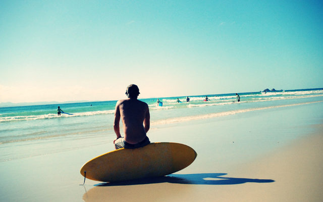 Surfeur à Byron Bay
