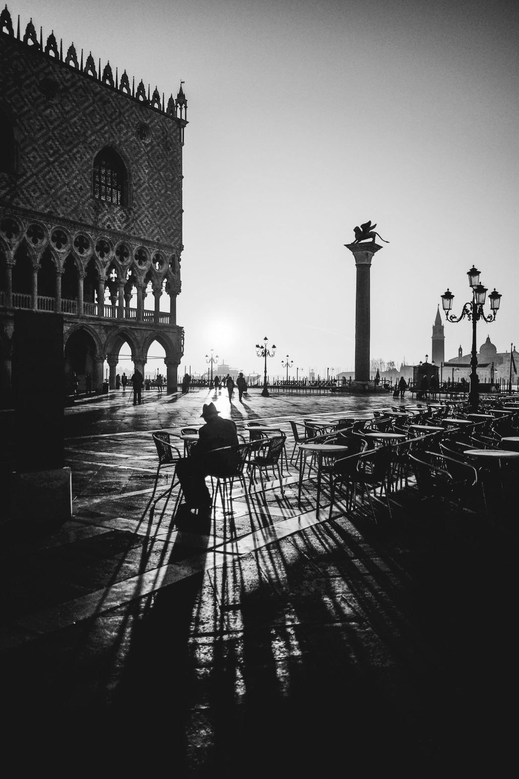 Un café s’il vous plaît