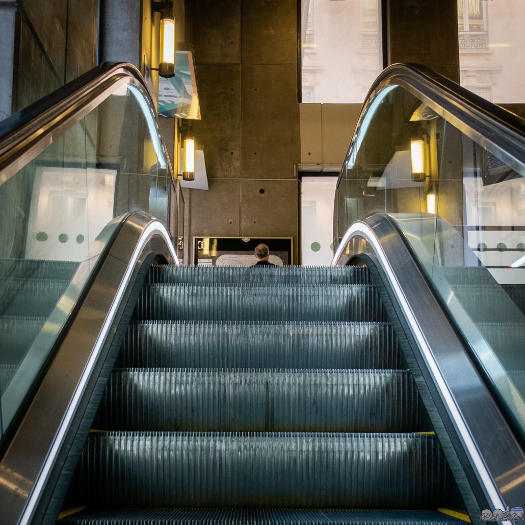 L Homme dans le Metro 02