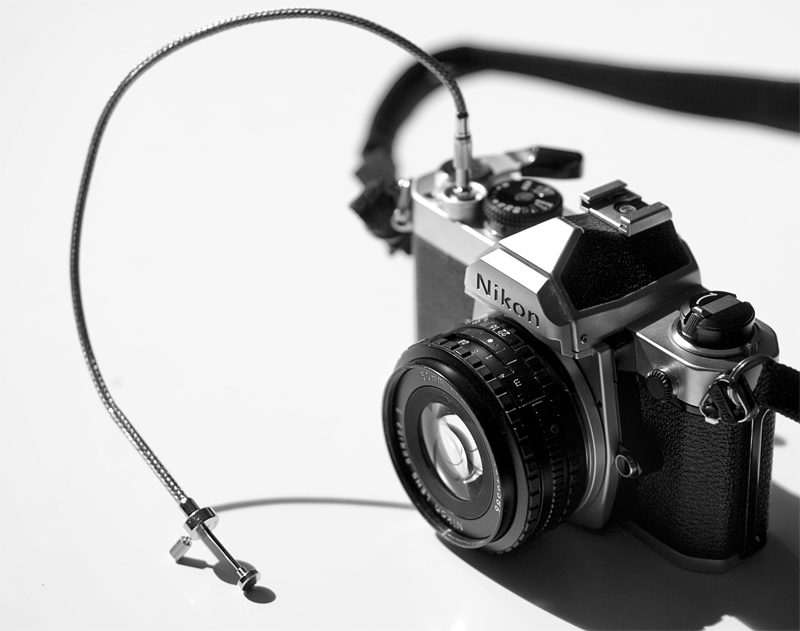 NOUVEAU NIKON FF TAILLE COMPACT  + DECLENCHEUR A DISTANCE