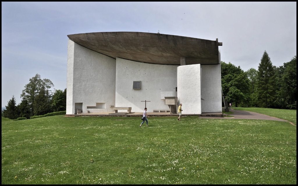 ROCHAMP LE CORBUSIER