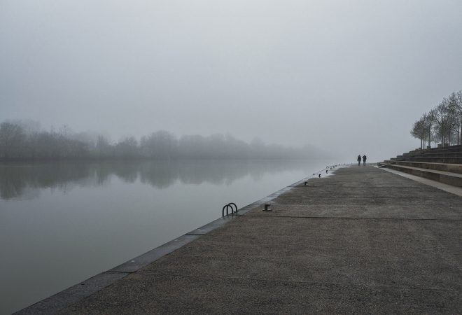 Promemade sous le brouillard