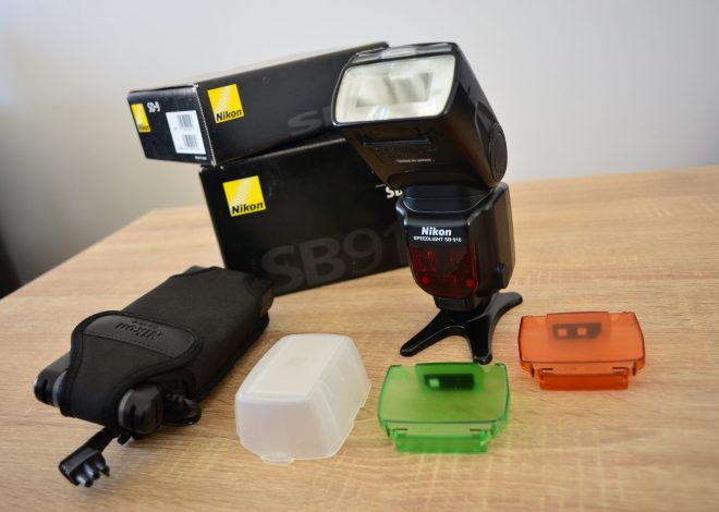 Nikon SB910 + Nikon SD-9