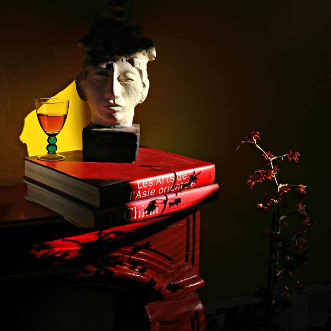 A LA MAISON Ambiance Jaune et Rouge