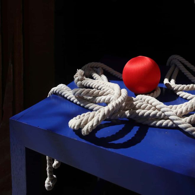 ROUGE sur BLEU + corde