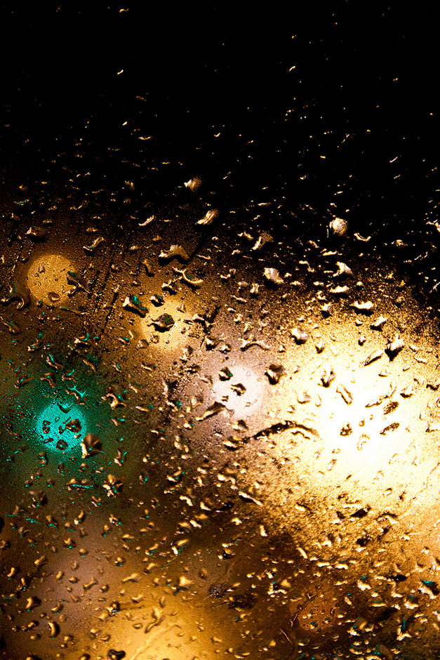 Il pleut sur la ville