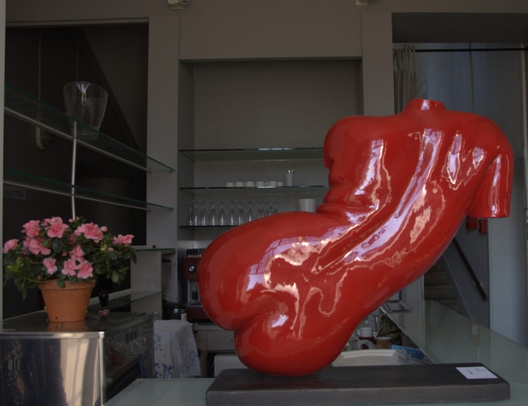 rouge sang du sculpteur Jean-Pierre Picheny