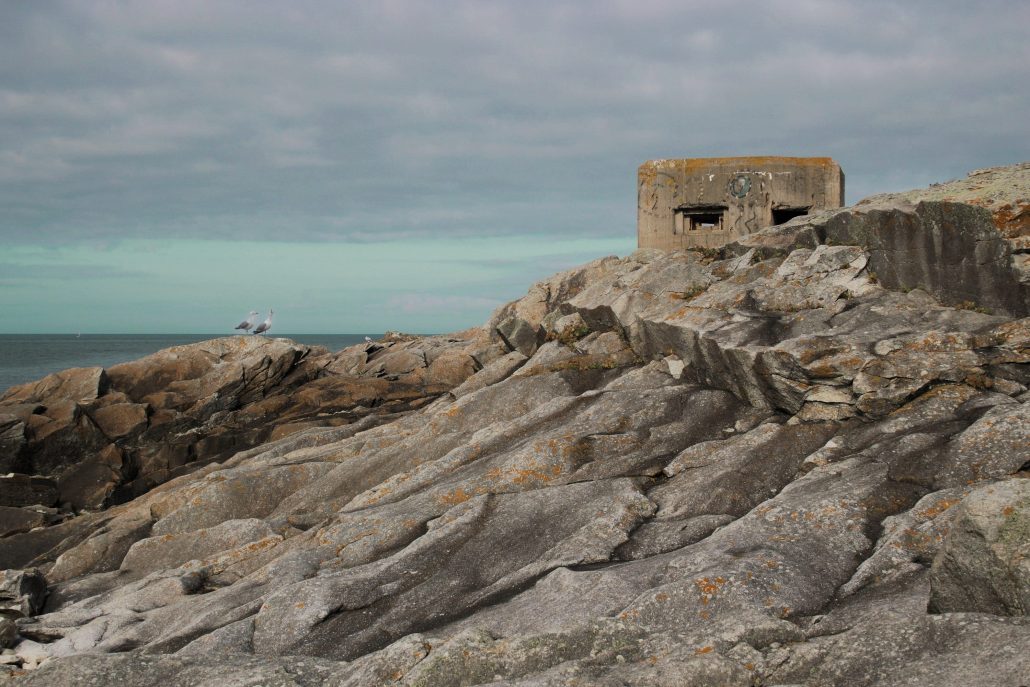 Rock around the bunker