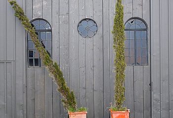 L'un penche l'autre non