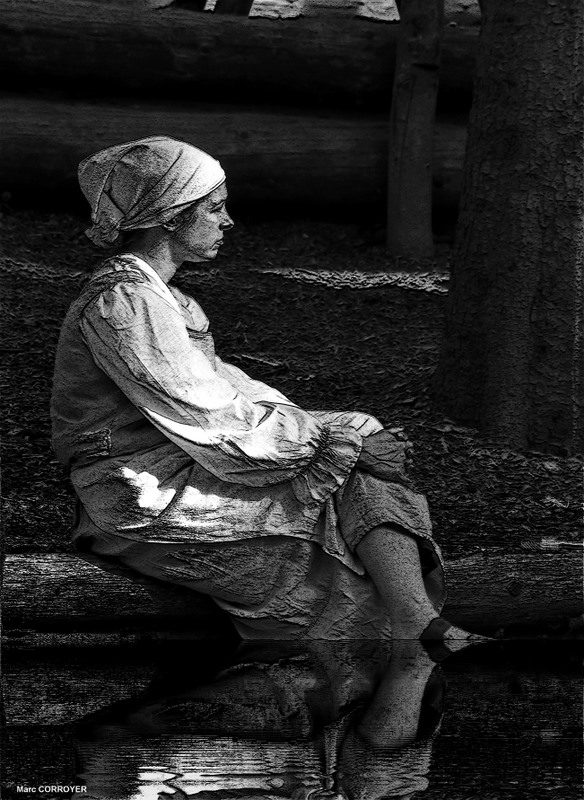 Le jeune fille et l’eau….