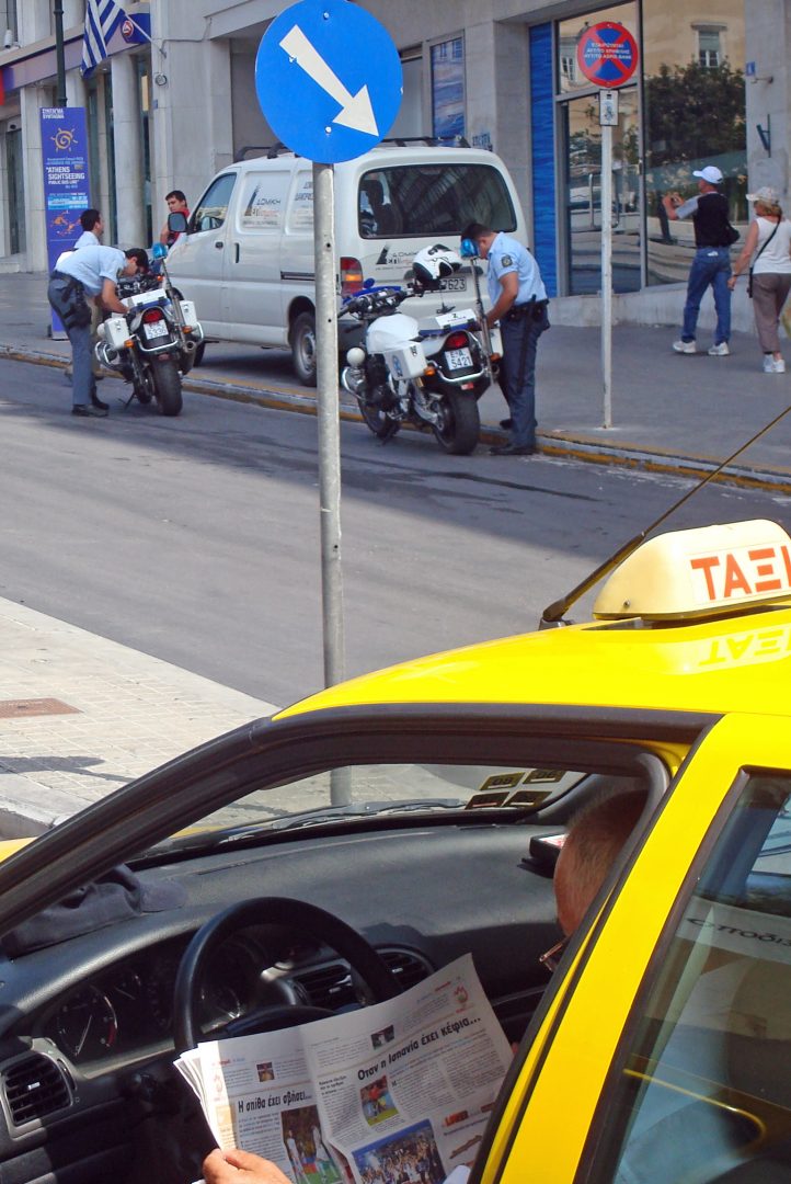 taxi grec Lense