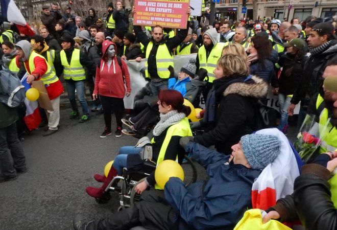 Marche blanche des gueules cassées