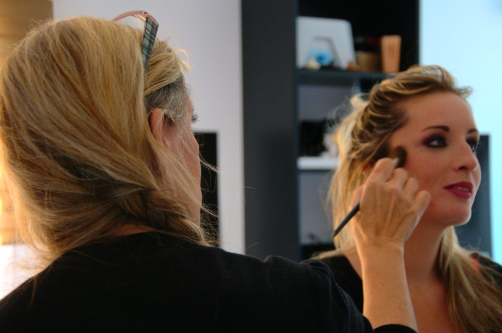 séance de maquillage