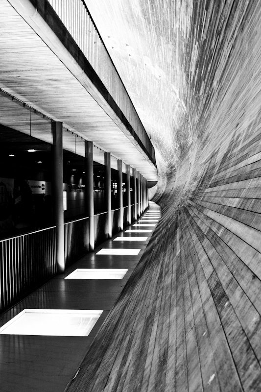 Airport Curves – Roissy Charles de Gaulle