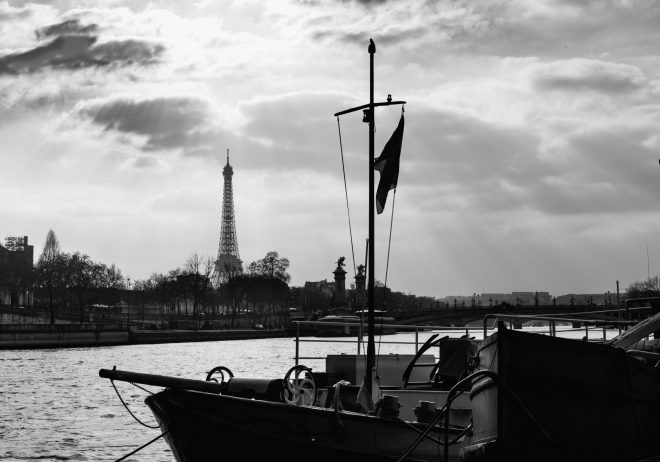 Paris harbor lighthouse