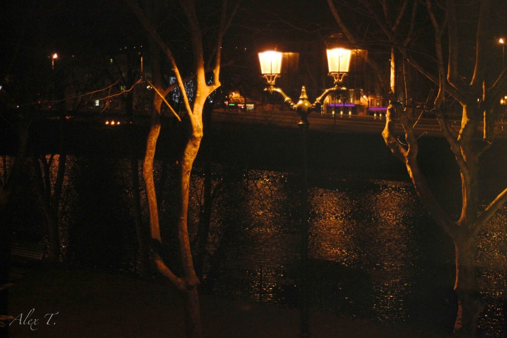 Une nuit au bord de l’eau