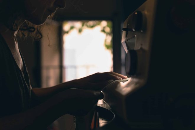 Dans l'atelier d'une artiste costumière