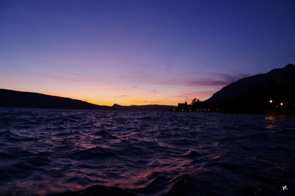 Coucher du soleil sur le Lac d’Annecy